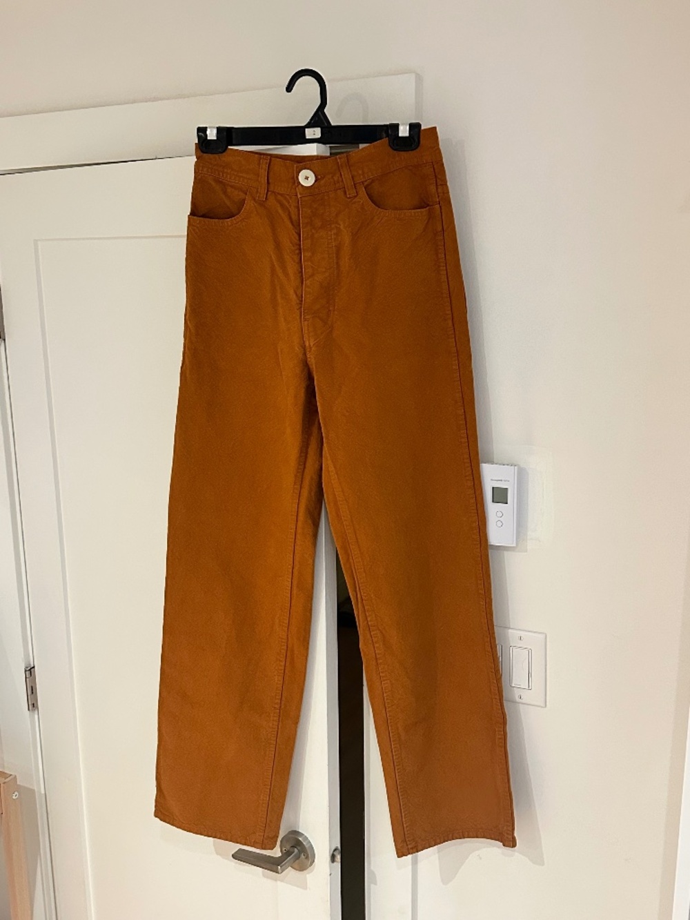 California slim size 6 clay/burnt orange